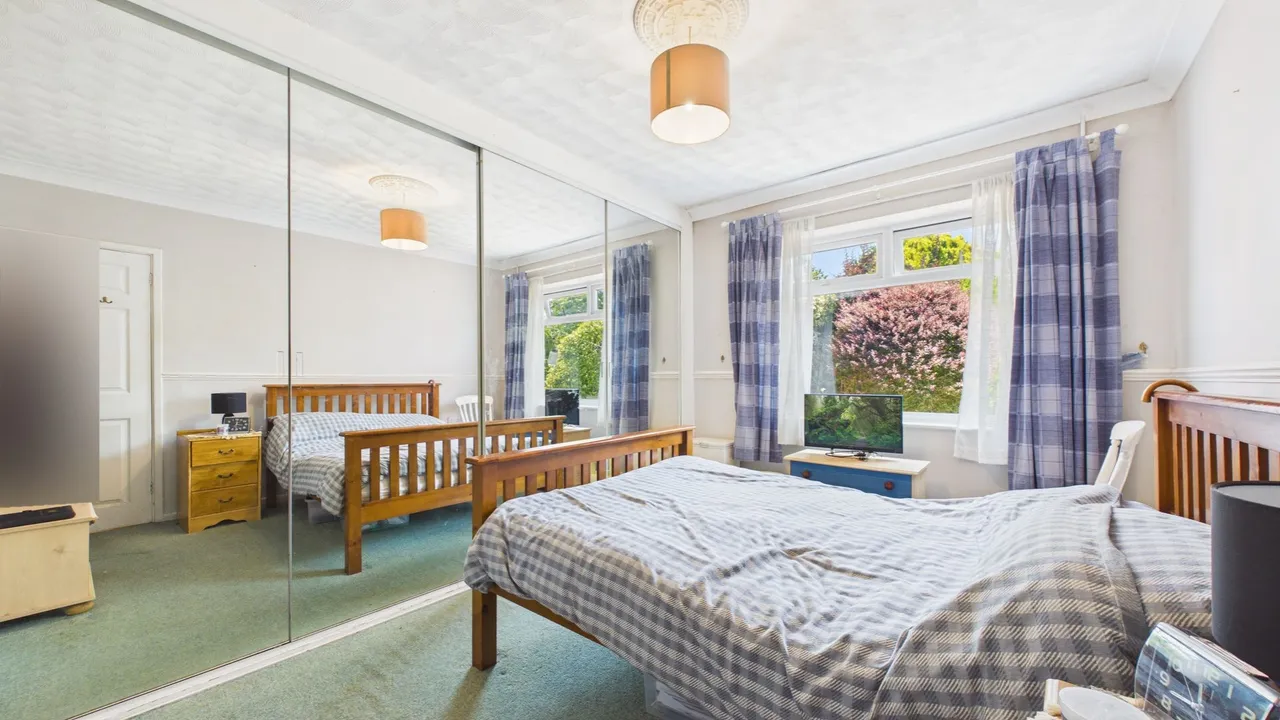 Marlowe Grove, Peterborough, PE4, photo 15