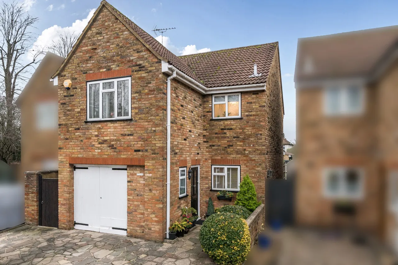 Vernon Drive, Harefield, UB9, photo 2