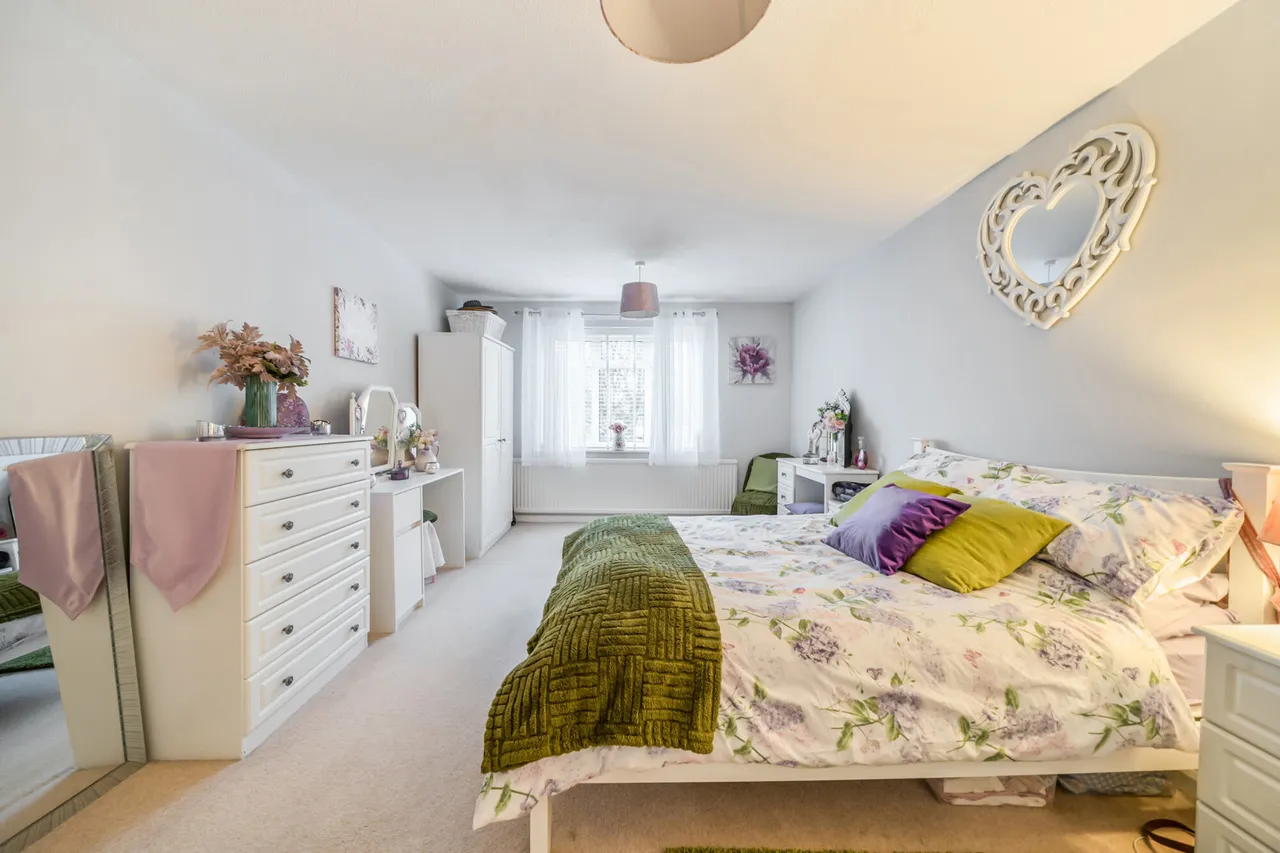 Vernon Drive, Harefield, UB9, photo 20