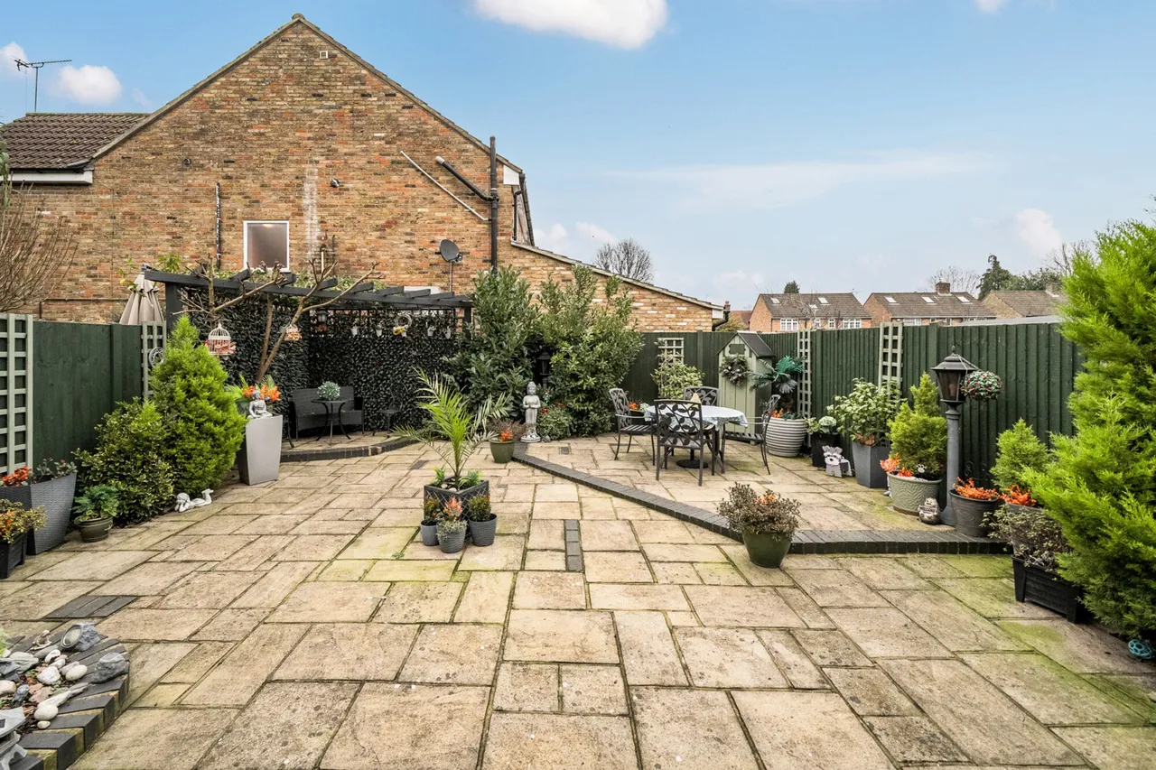 Vernon Drive, Harefield, UB9, photo 10