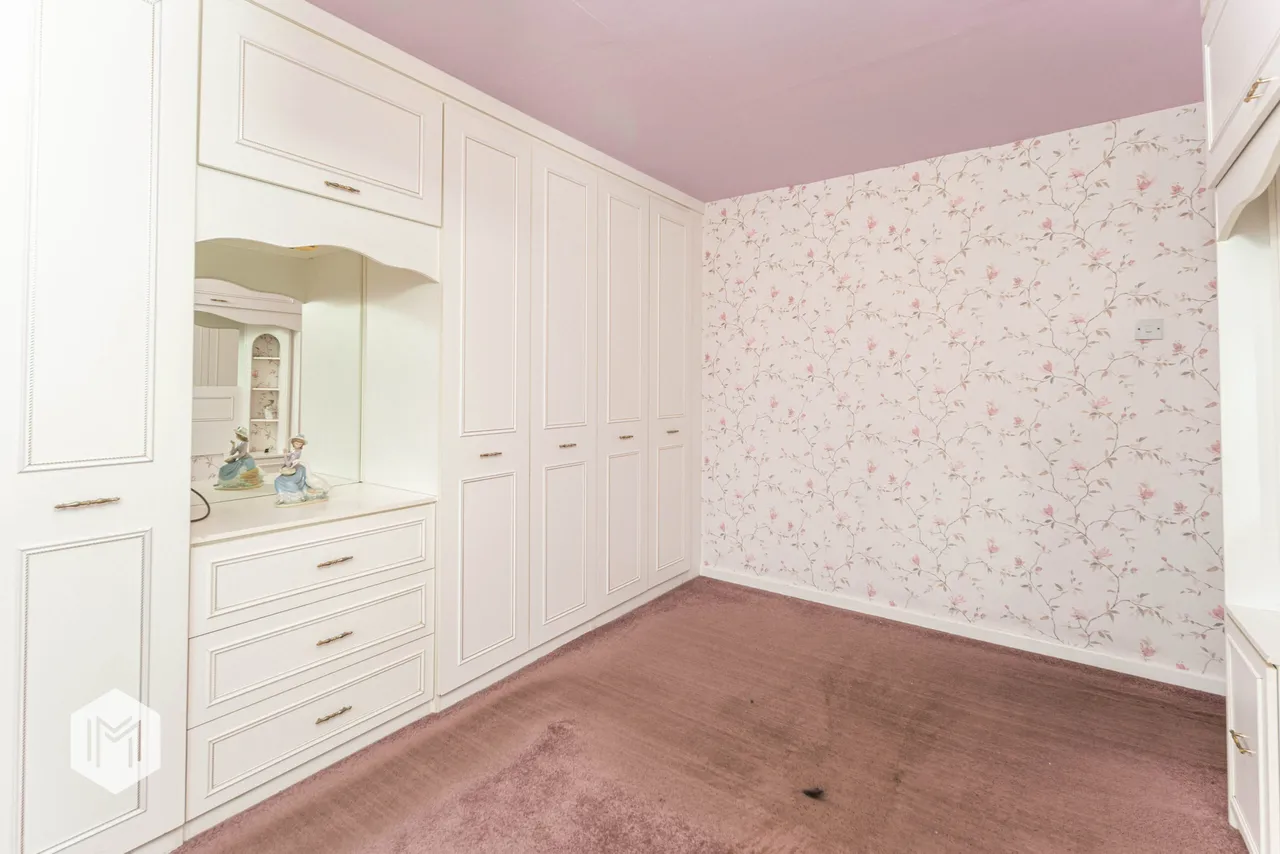 Queens Avenue, Bromley Cross, Bolton, BL7 9BJ, photo 8