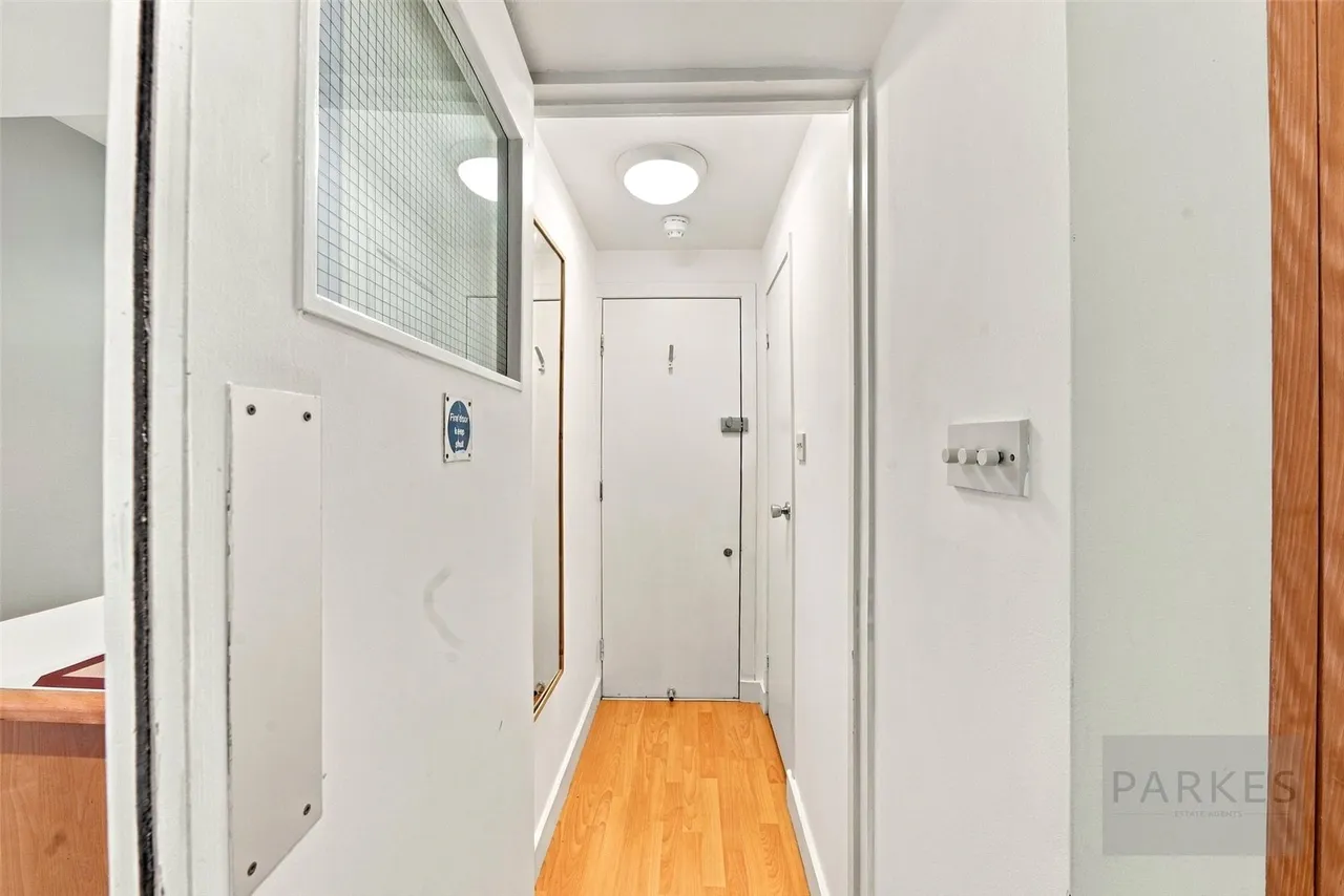 Belgrave Road, London, SW1V 2BL, photo 3