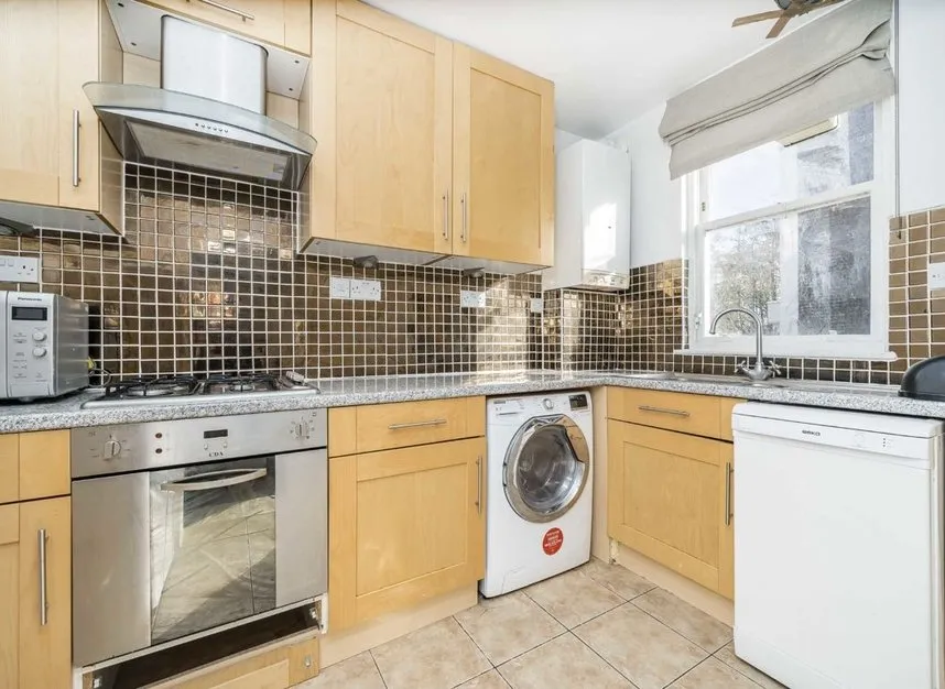 Regents Park Road, Primrose Hill, NW1, photo 2