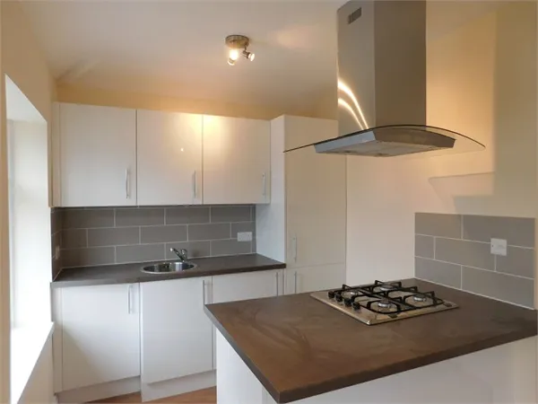Perimeade Road, Perivale, Greenford, Greater London, UB6 7AS, photo 2