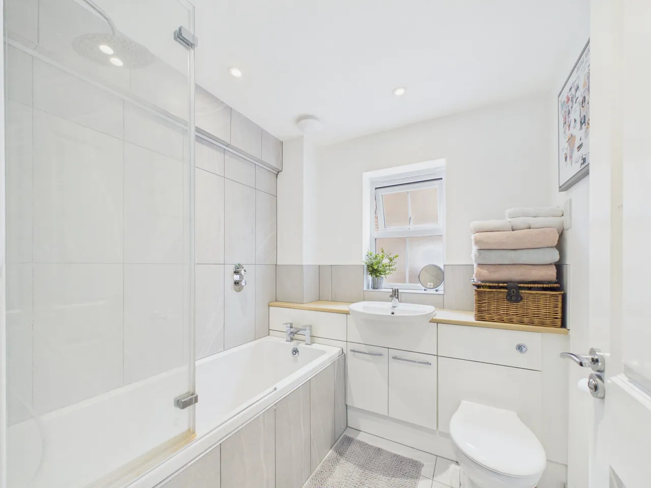 Watson Way, Stansted, CM24 8GN, photo 11