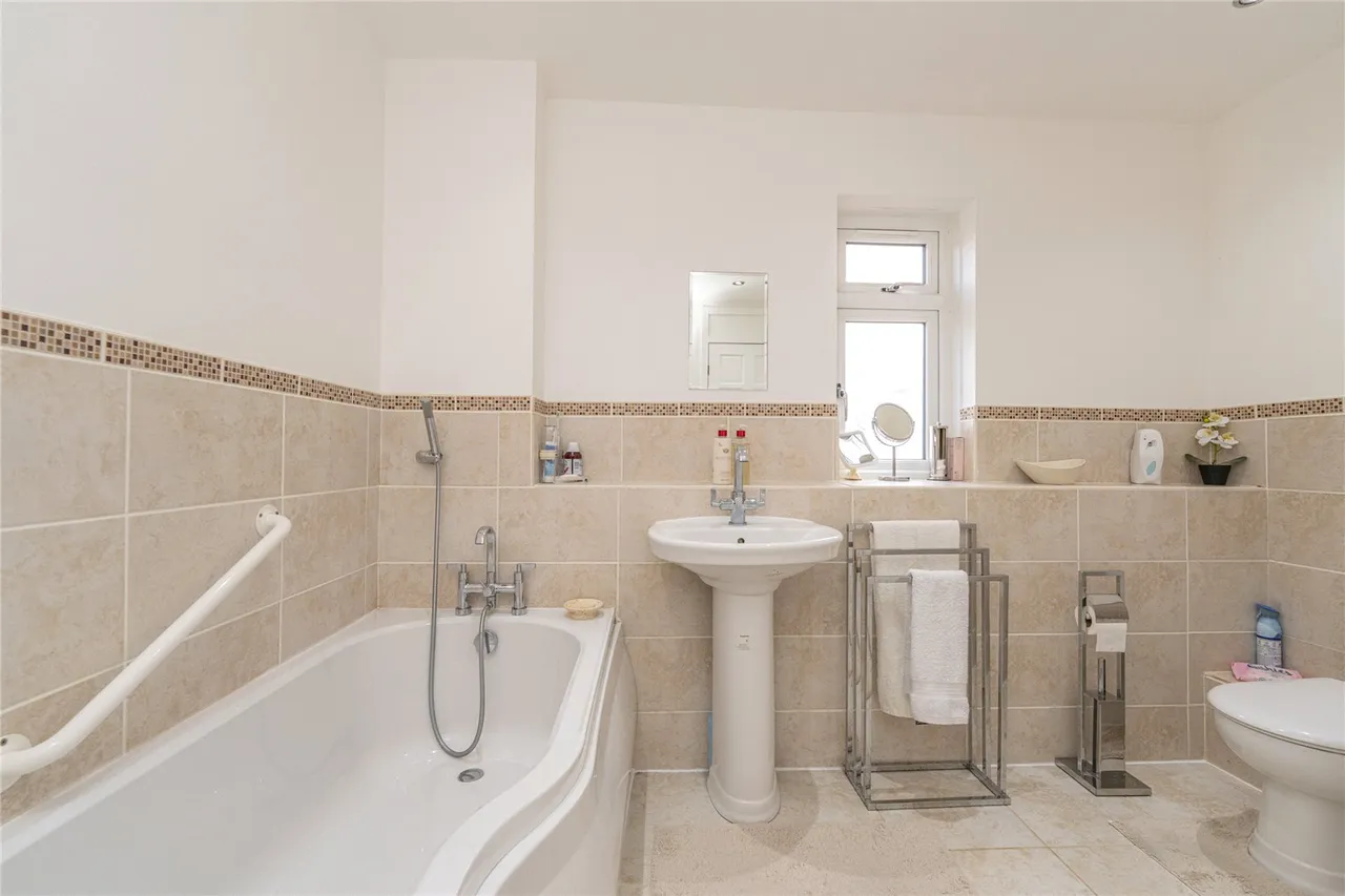 Bankton Park West, Livingston, EH54, photo 32