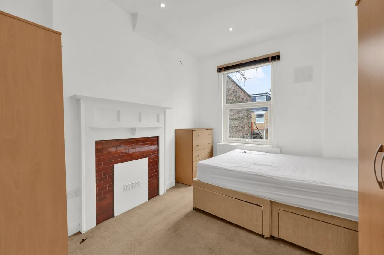 Chapter Road, London, NW2, photo 6