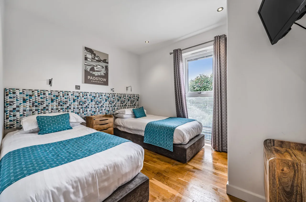The Residence, Gwel An Mor, Portreath, Cornwall, TR16 4PE, photo 8