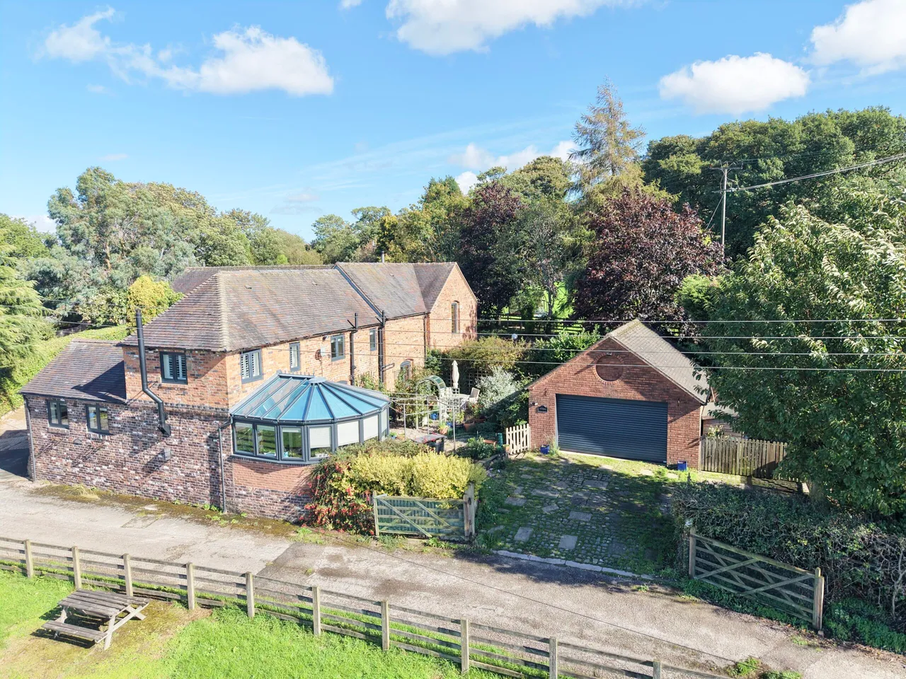 3 bed property for sale, Mandra Miles Green Road, Bignall End, ST7