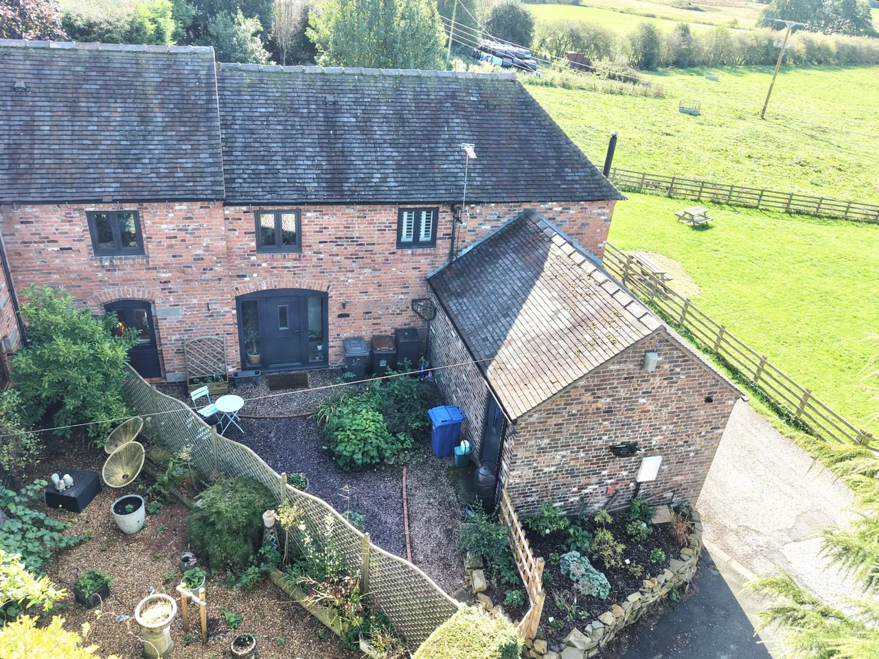Mandra Miles Green Road, Bignall End, ST7, photo 4