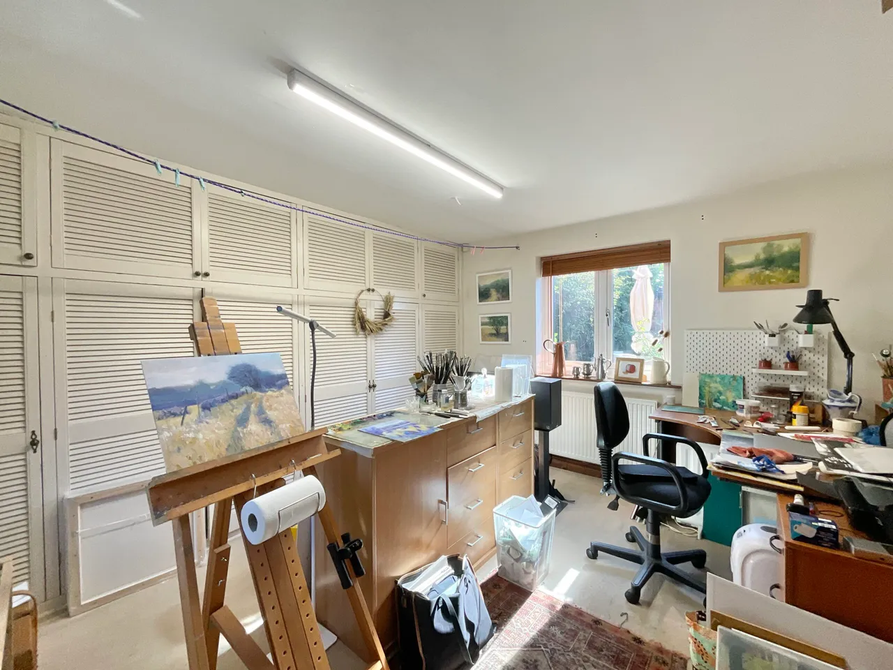 Mandra Miles Green Road, Bignall End, ST7, photo 12