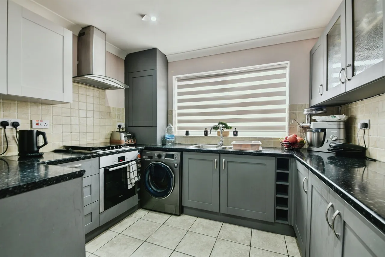 Ivy Crescent, Boston, PE21, photo 4
