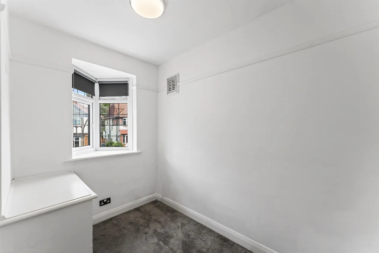 Kingsbridge Road, Morden, SM4, photo 16