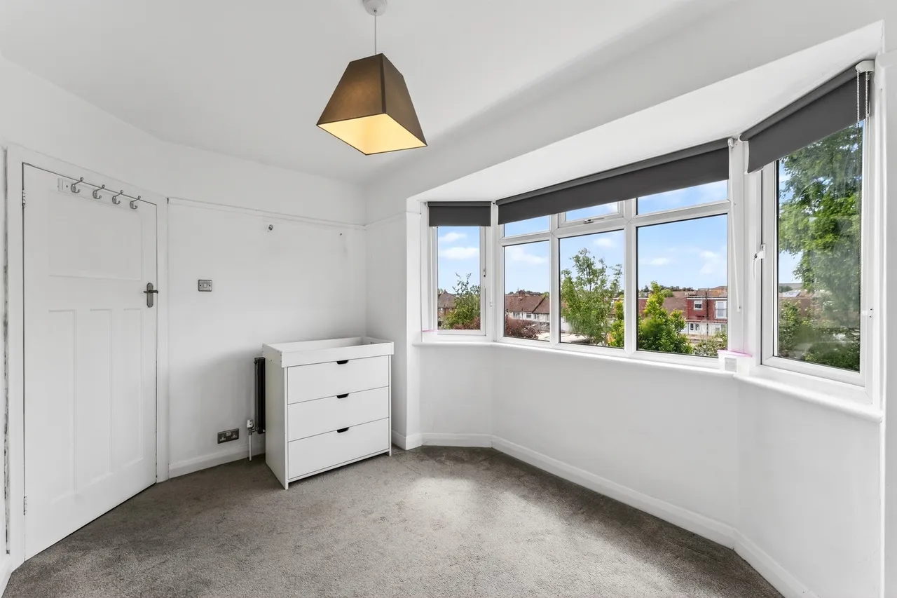 Kingsbridge Road, Morden, SM4, photo 14
