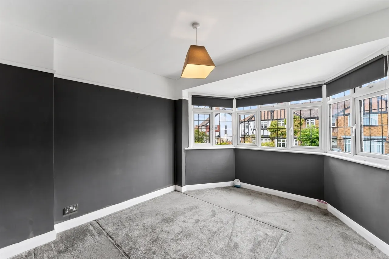 Kingsbridge Road, Morden, SM4, photo 9