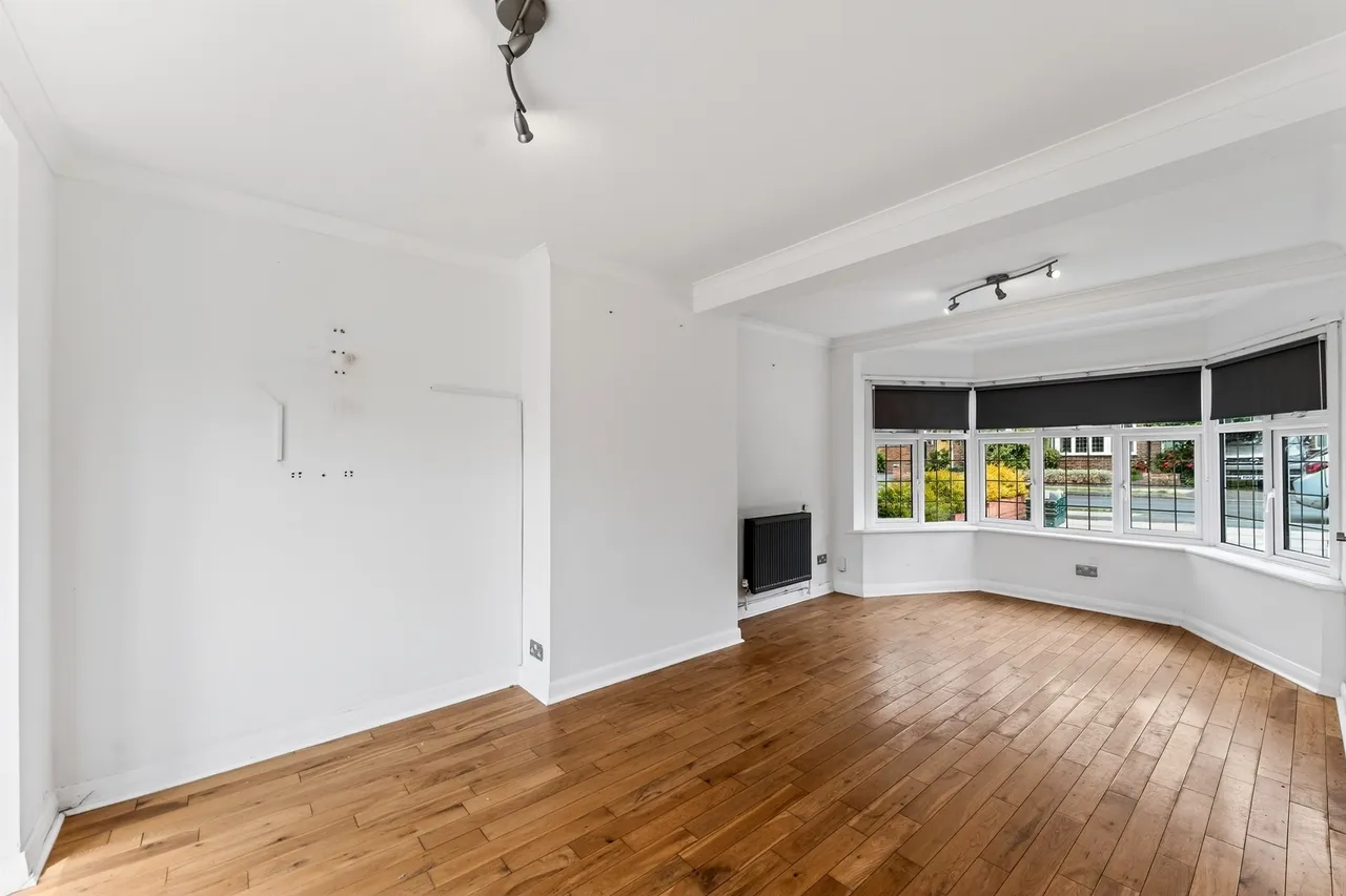 Kingsbridge Road, Morden, SM4, photo 8