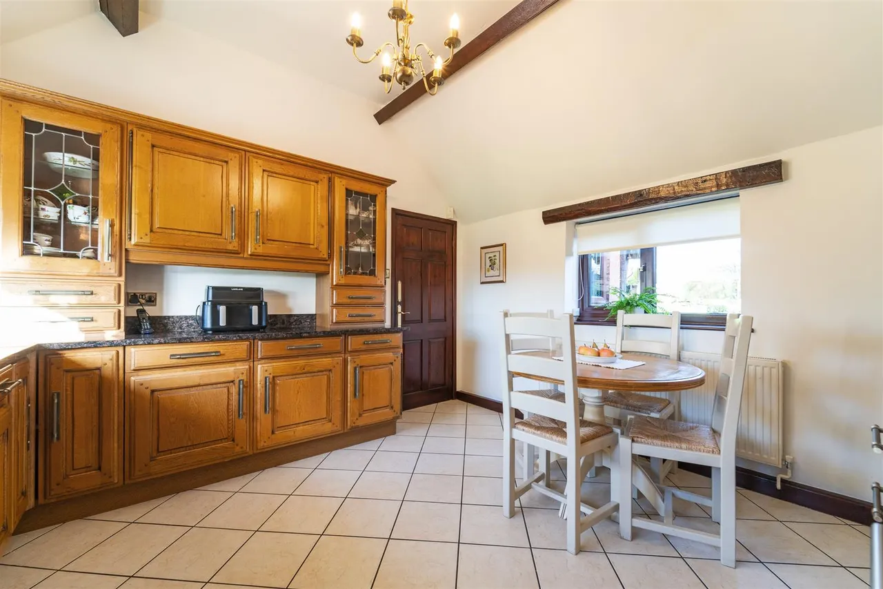 Bromsgrove Road, Belbroughton, Stourbridge, photo 4
