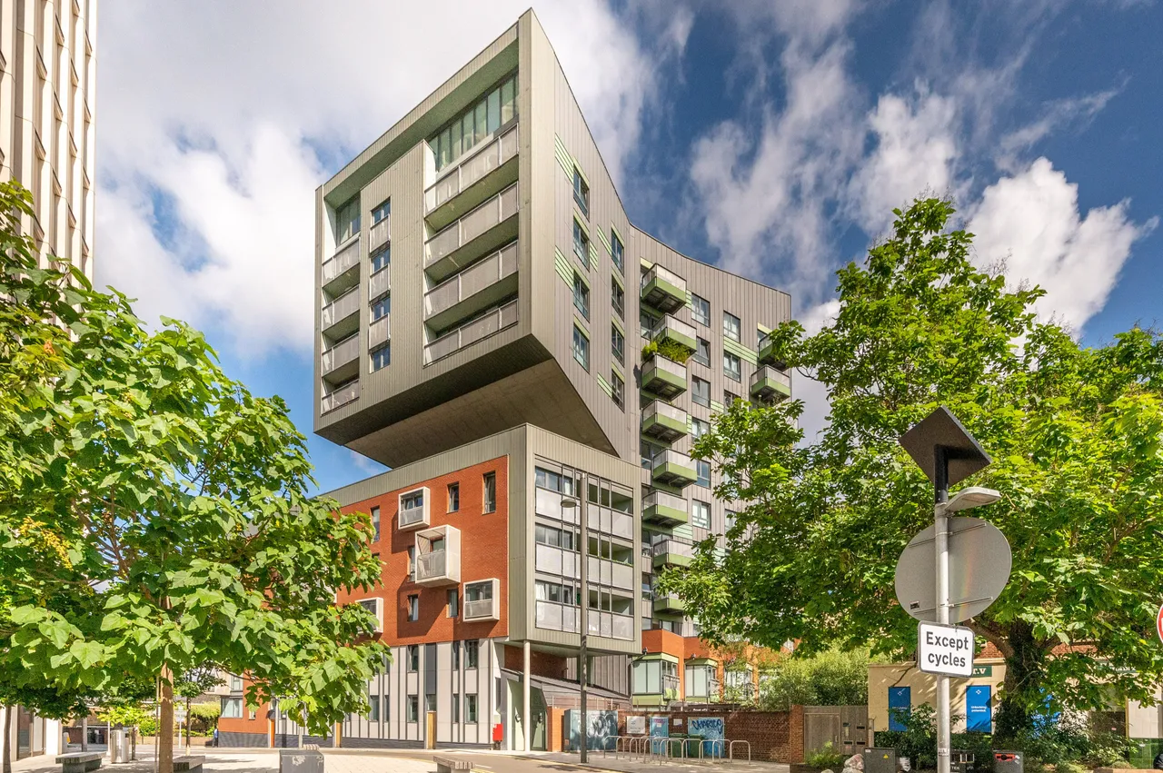 37 Edge Apartments, 1 Lett Road, London, photo 7