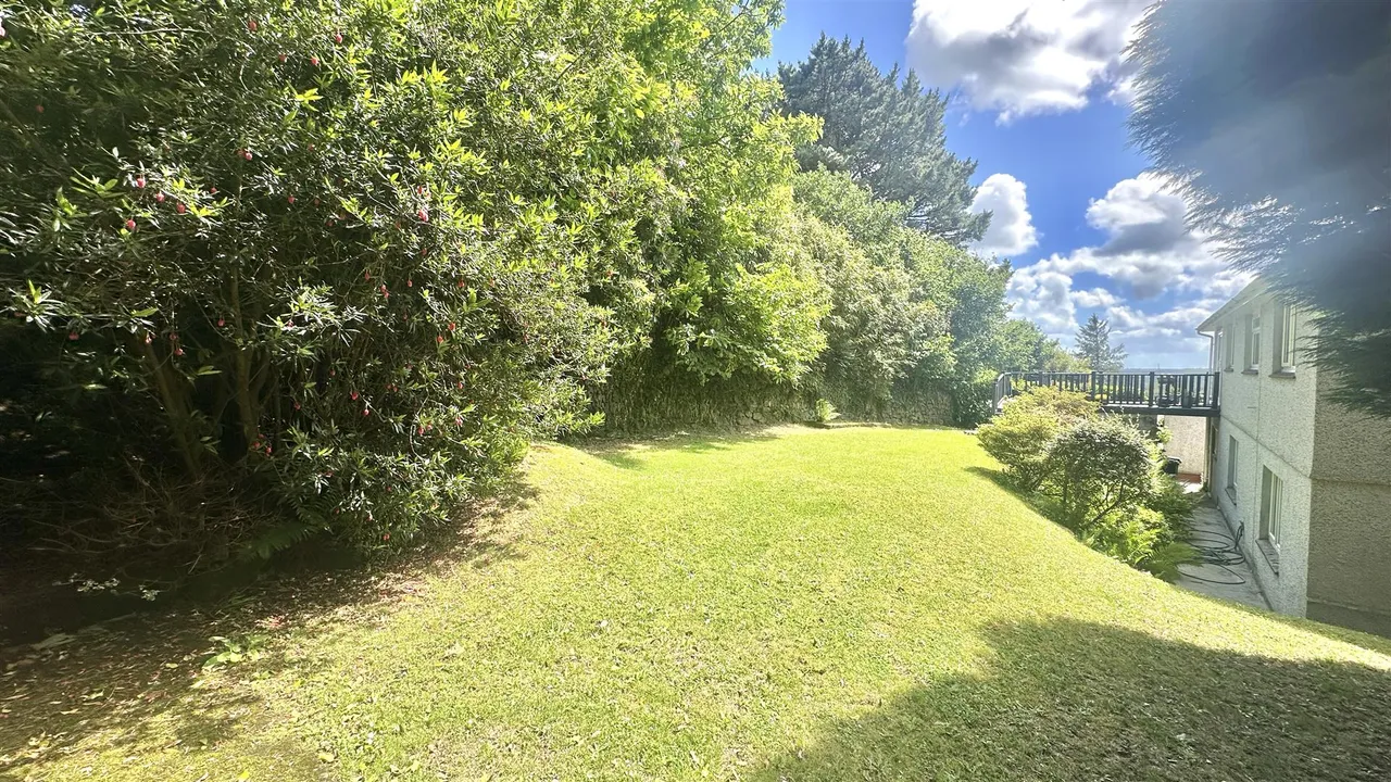 Tremena Gardens, St. Austell, photo 24
