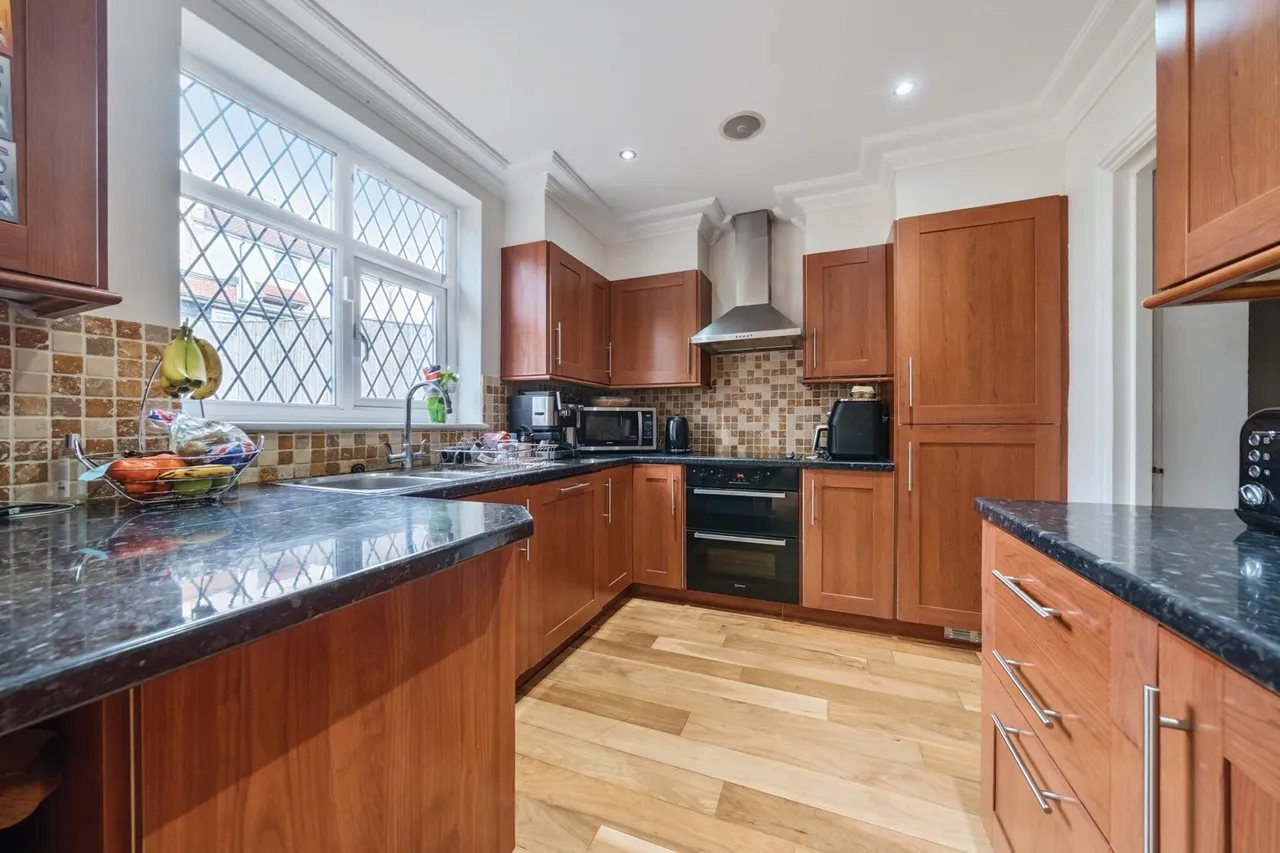 Lynton Avenue, BR5, photo 17
