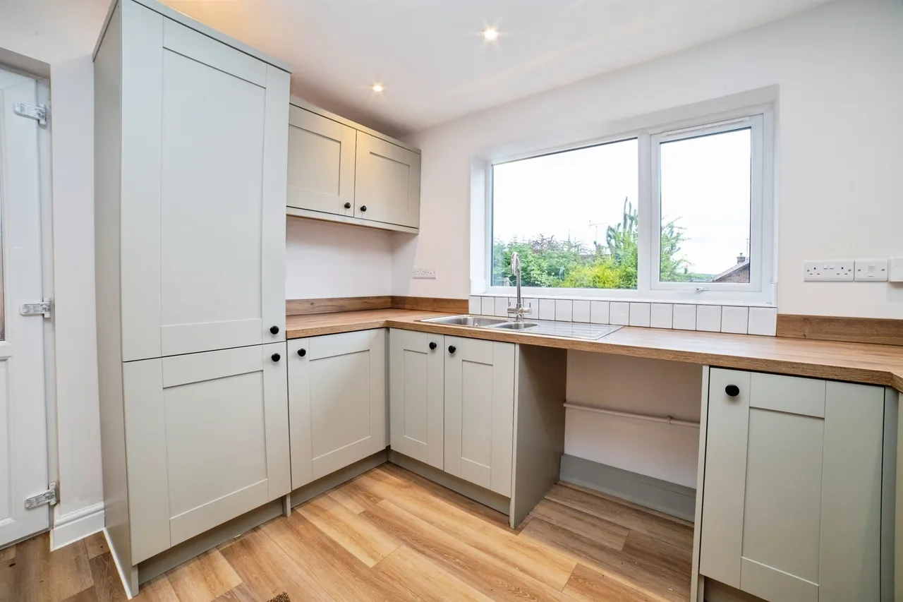 Lynncroft, Eastwood, NG16, photo 5