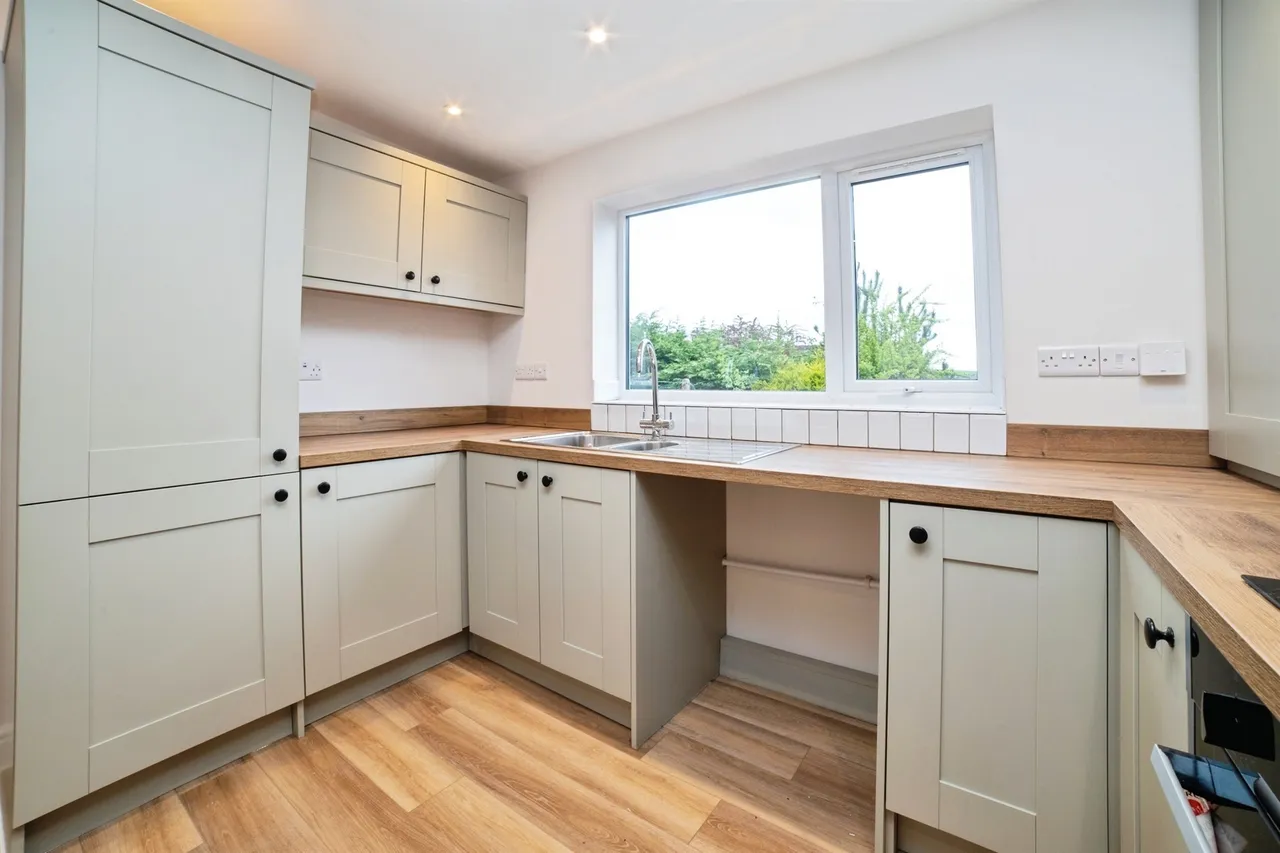 Lynncroft, Eastwood, NG16, photo 6