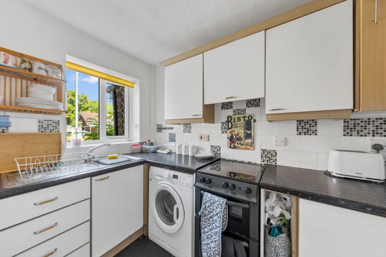 Flaxley Close, Birchwood, Warrington, Warrington, WA3 6TN, photo 2