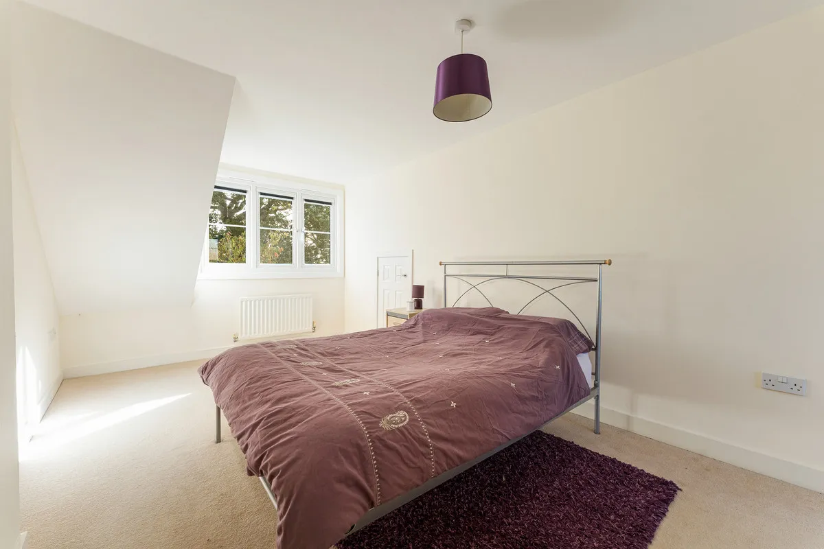 Bushy Close, Romford, RM1, photo 5