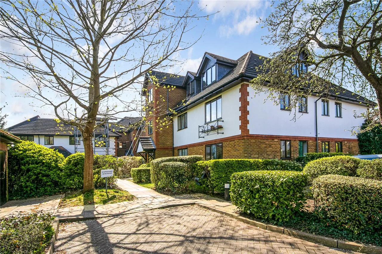 2 bed flat for sale, Marksbury Ave, TW9