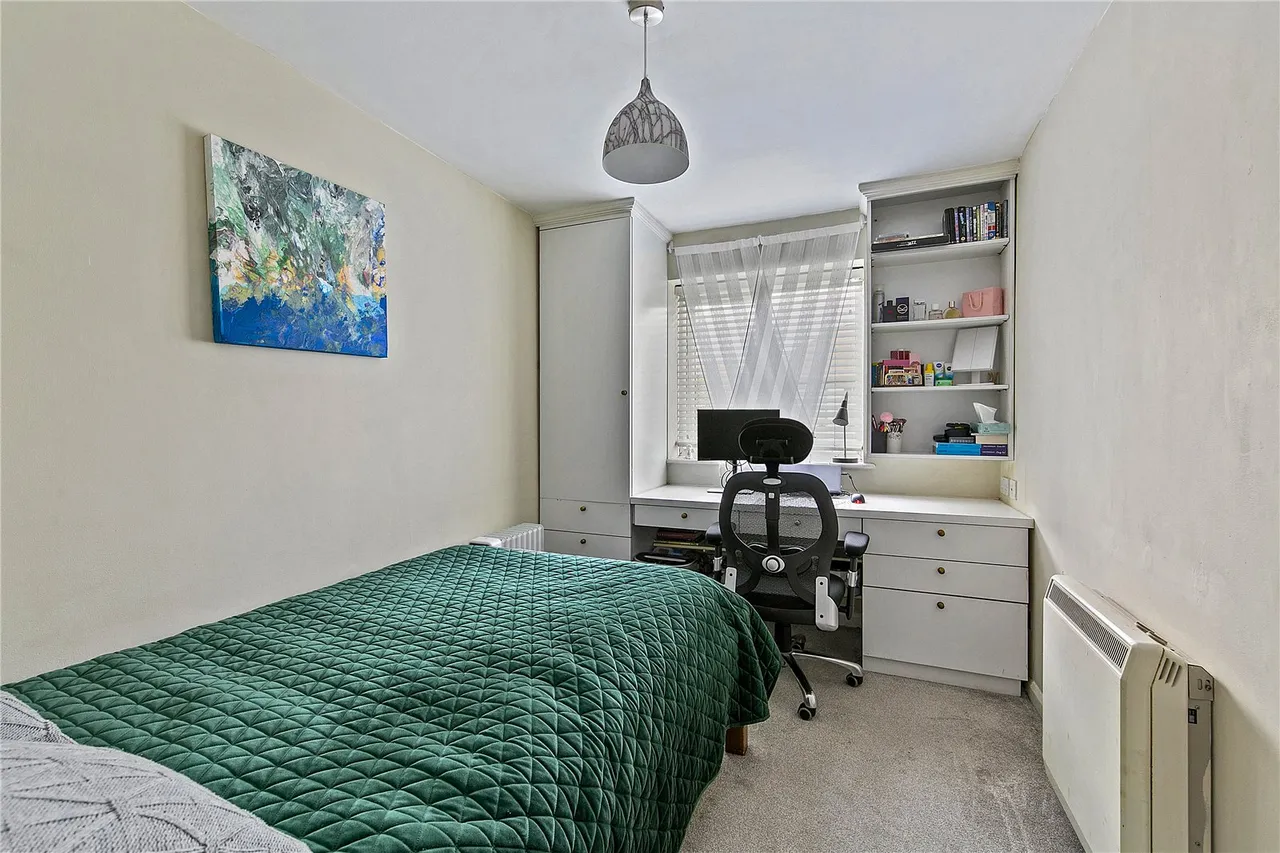 Marksbury Ave, TW9, photo 6