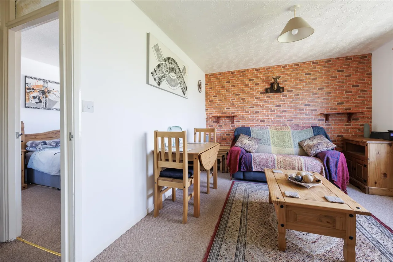 Gainsborough Drive, Halesworth, IP19, photo 5