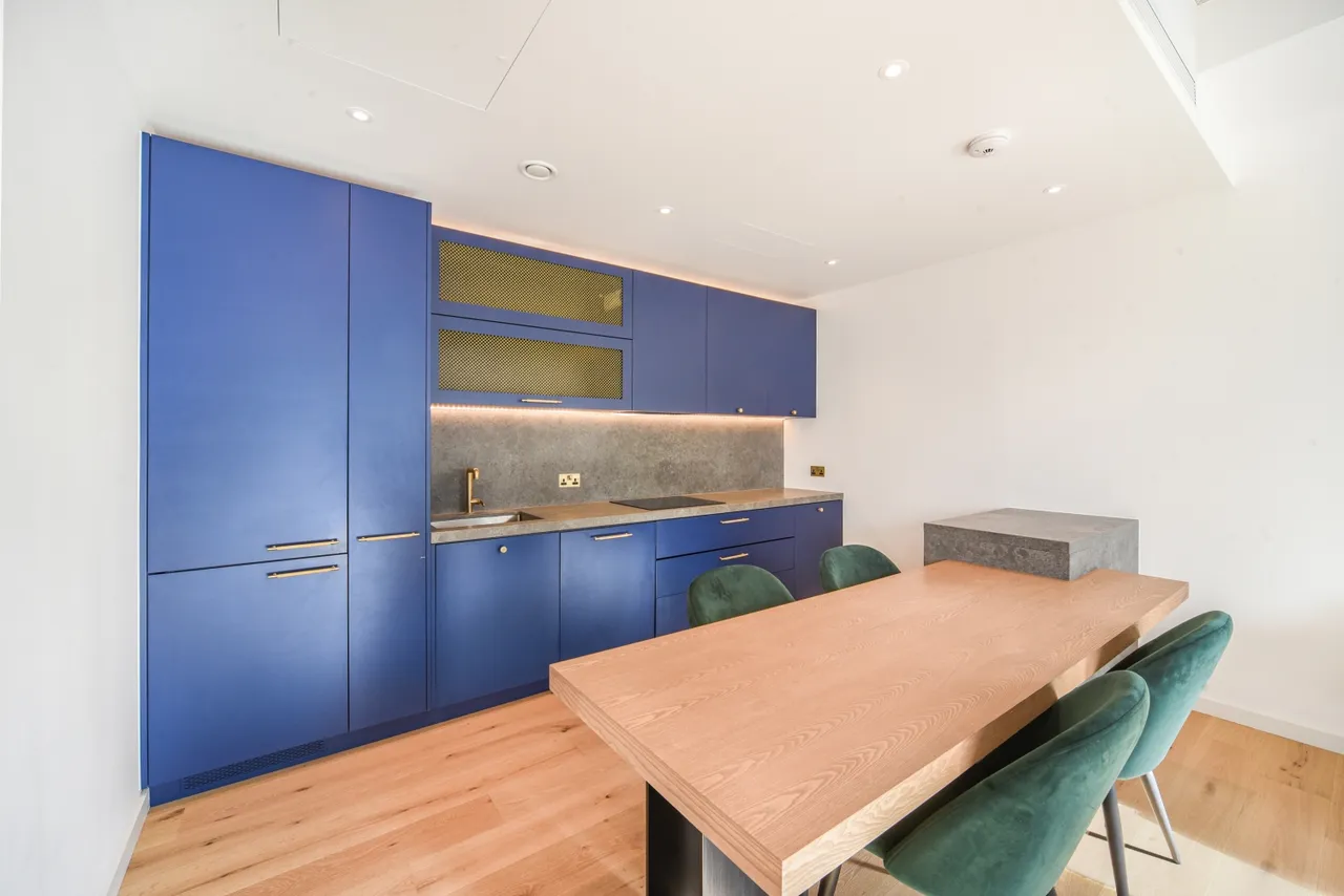 Goodluck Hope Walk, Orchard Place, Poplar, London, E14, photo 5
