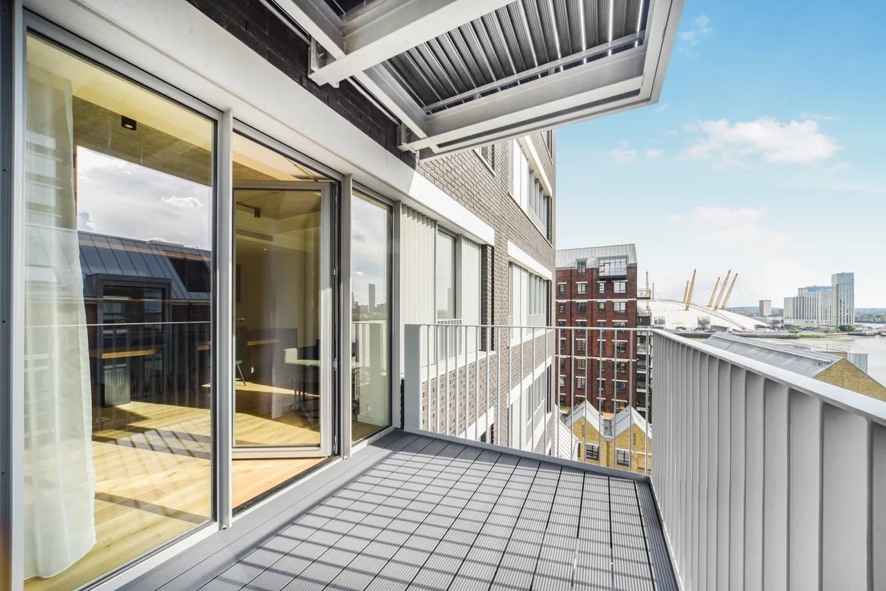 Goodluck Hope Walk, Orchard Place, Poplar, London, E14, photo 6