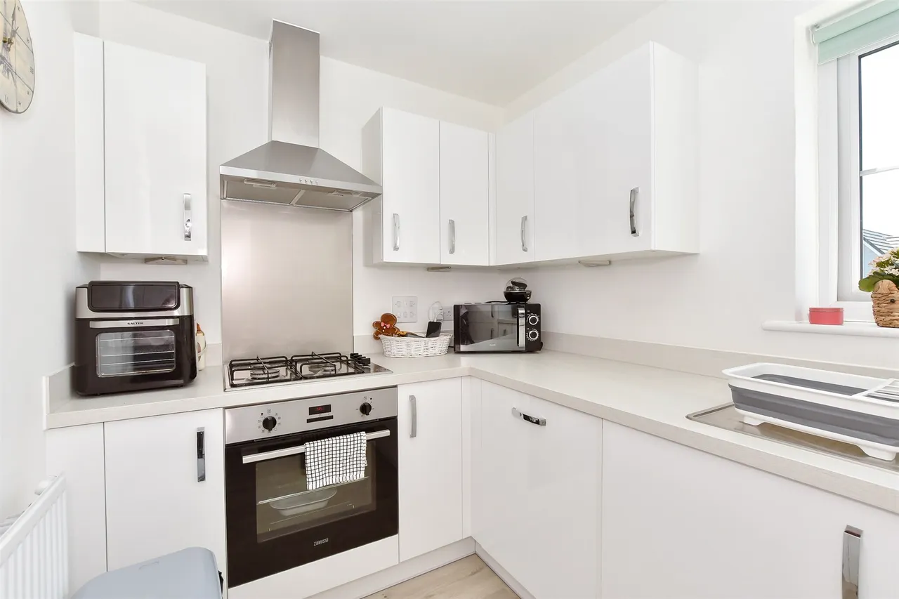 Maycock Place, Hythe, CT21, photo 7