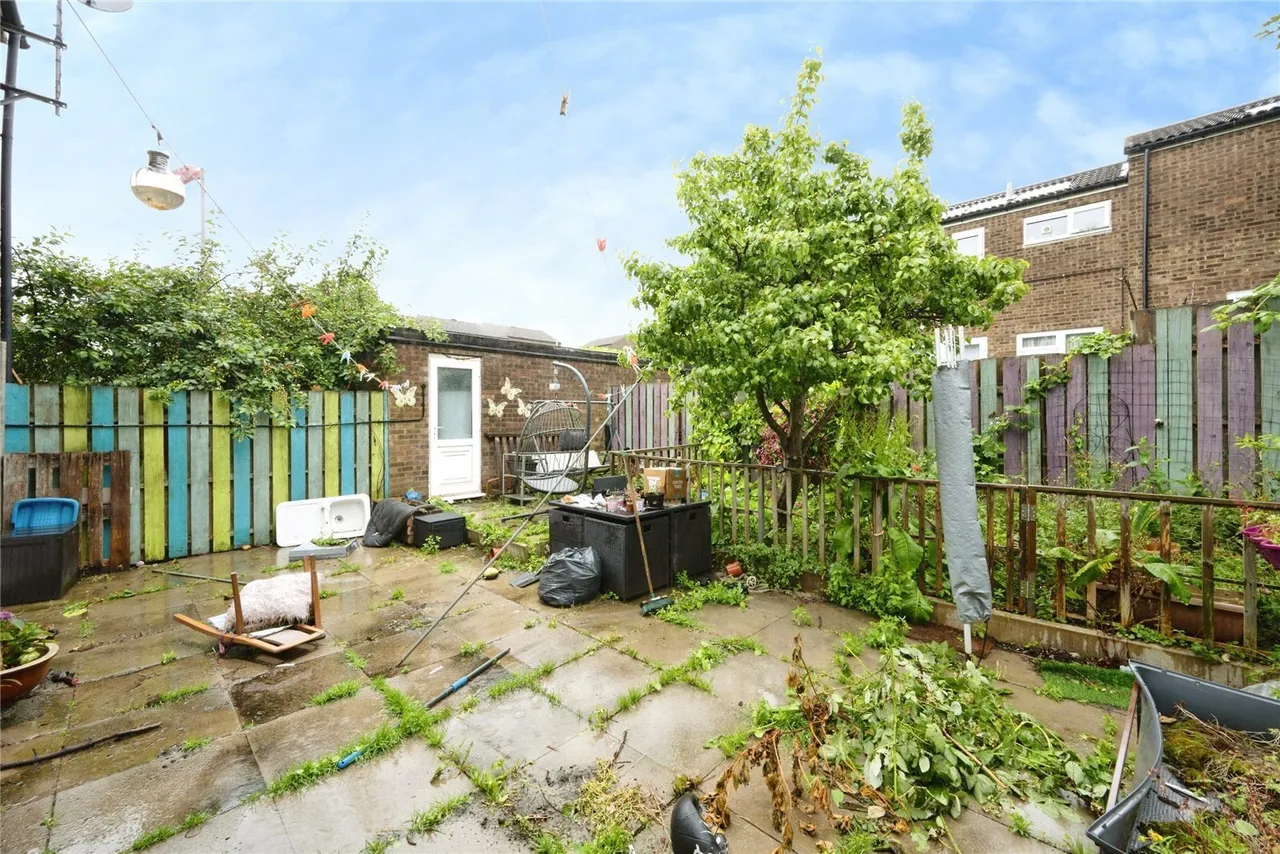 Butterworth Path, Luton, Bedfordshire, LU2, photo 13