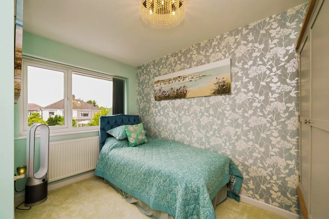 Brookside Crescent, Wirral, photo 9