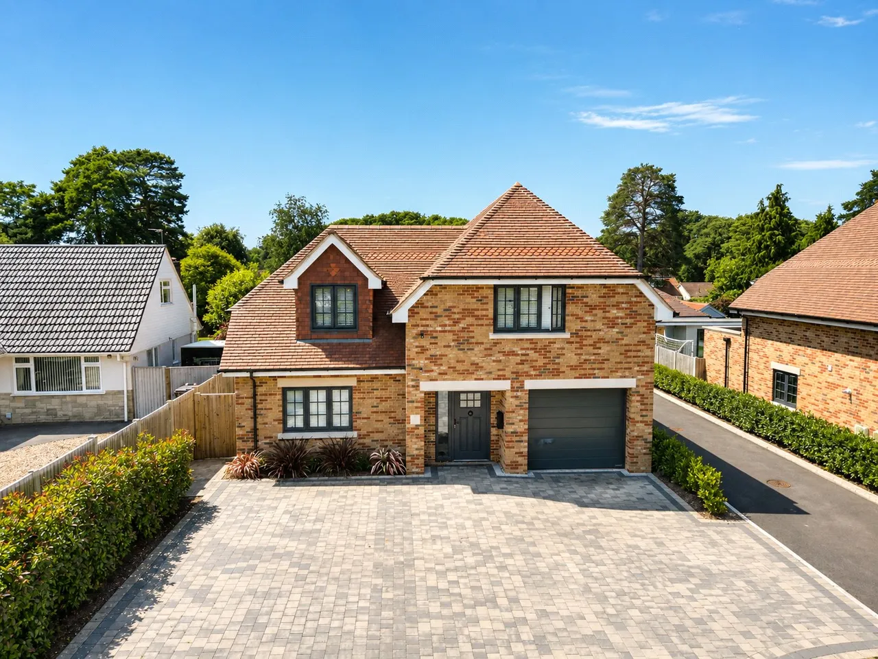 4 bed house for sale — Heather Ridge Close, Ashley Heath, Ringwood, Dorset, BH24 2NL