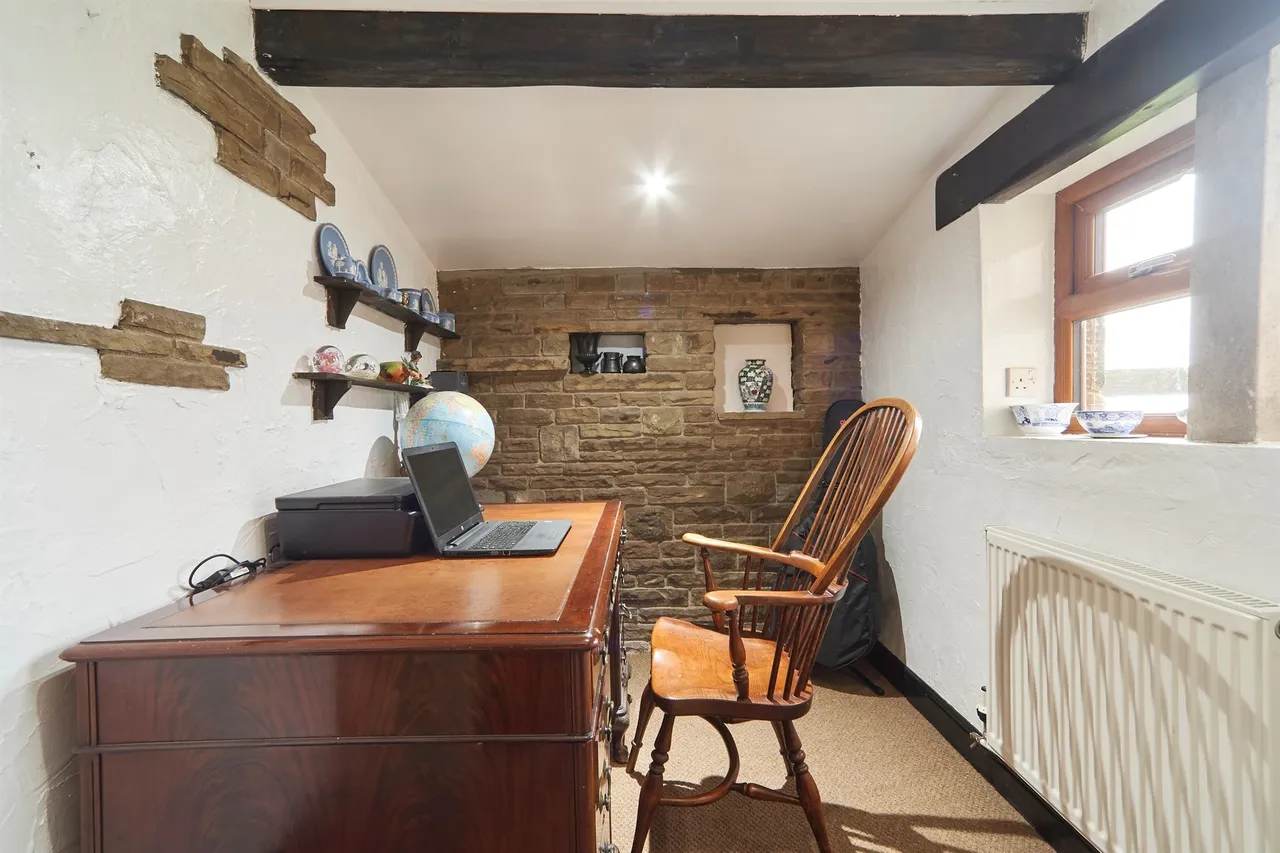 Hey Top, Oldfield, Keighley, photo 8