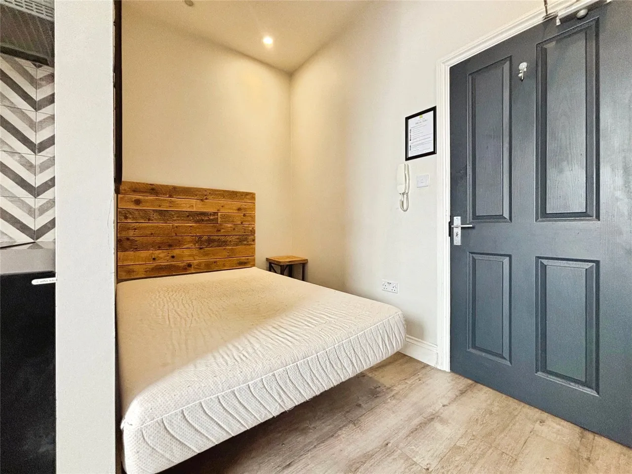 Bramley Road, London, W10, photo 2