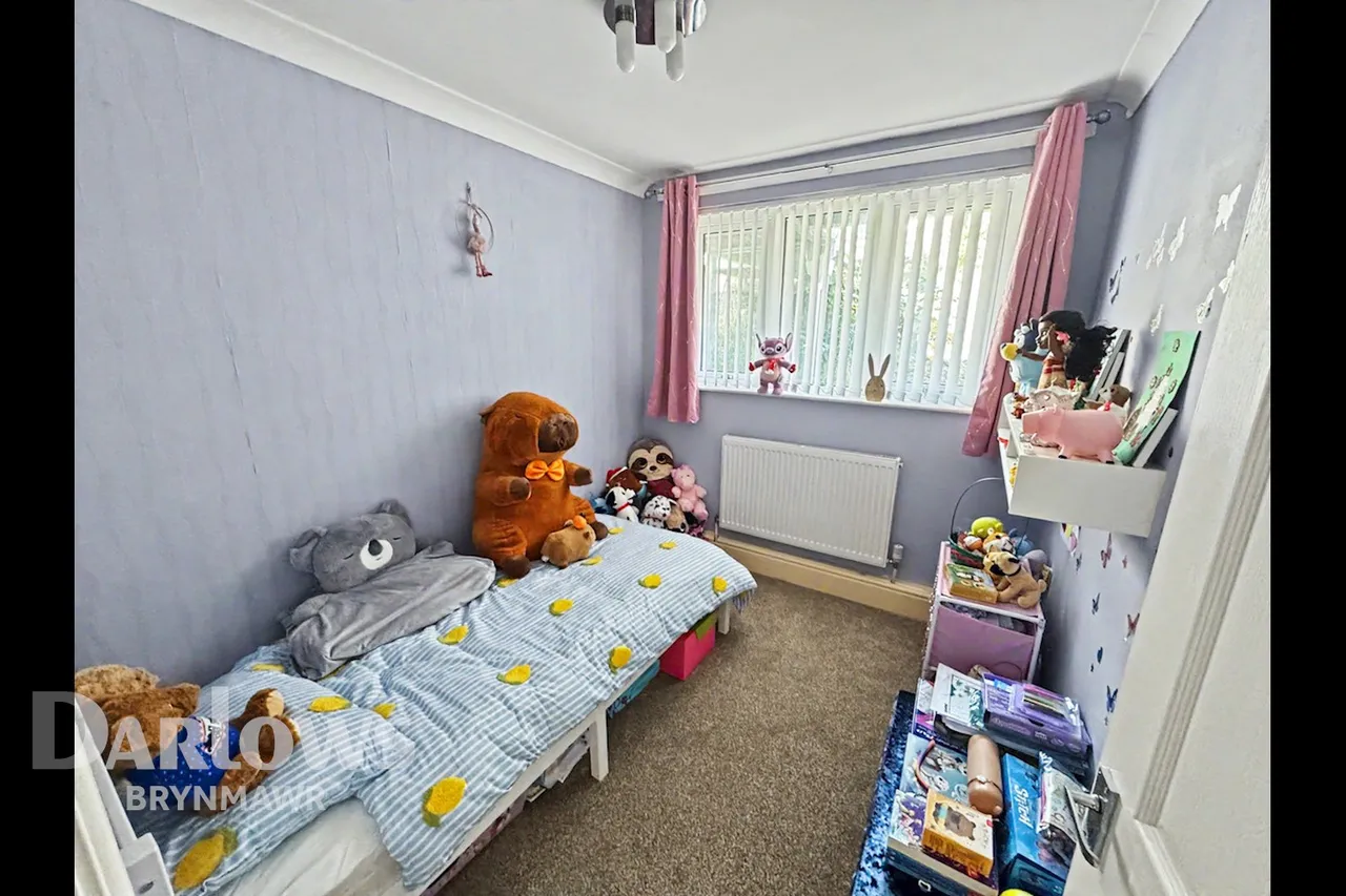 Bronhafod Street, Brynmawr, photo 8