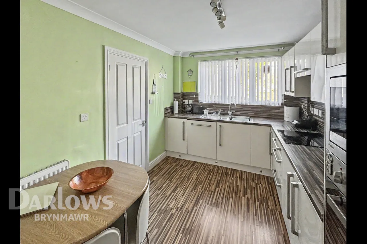 Bronhafod Street, Brynmawr, photo 3