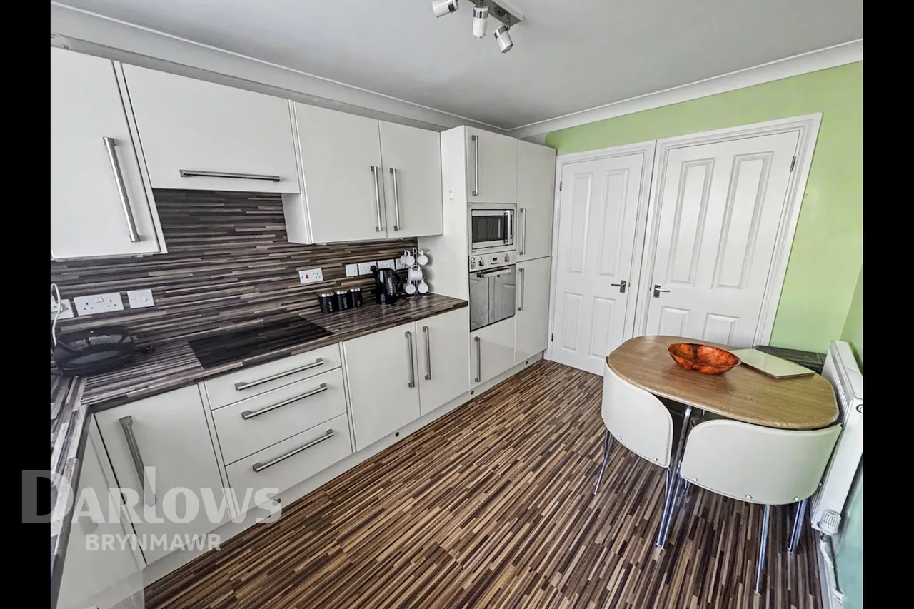 Bronhafod Street, Brynmawr, photo 4