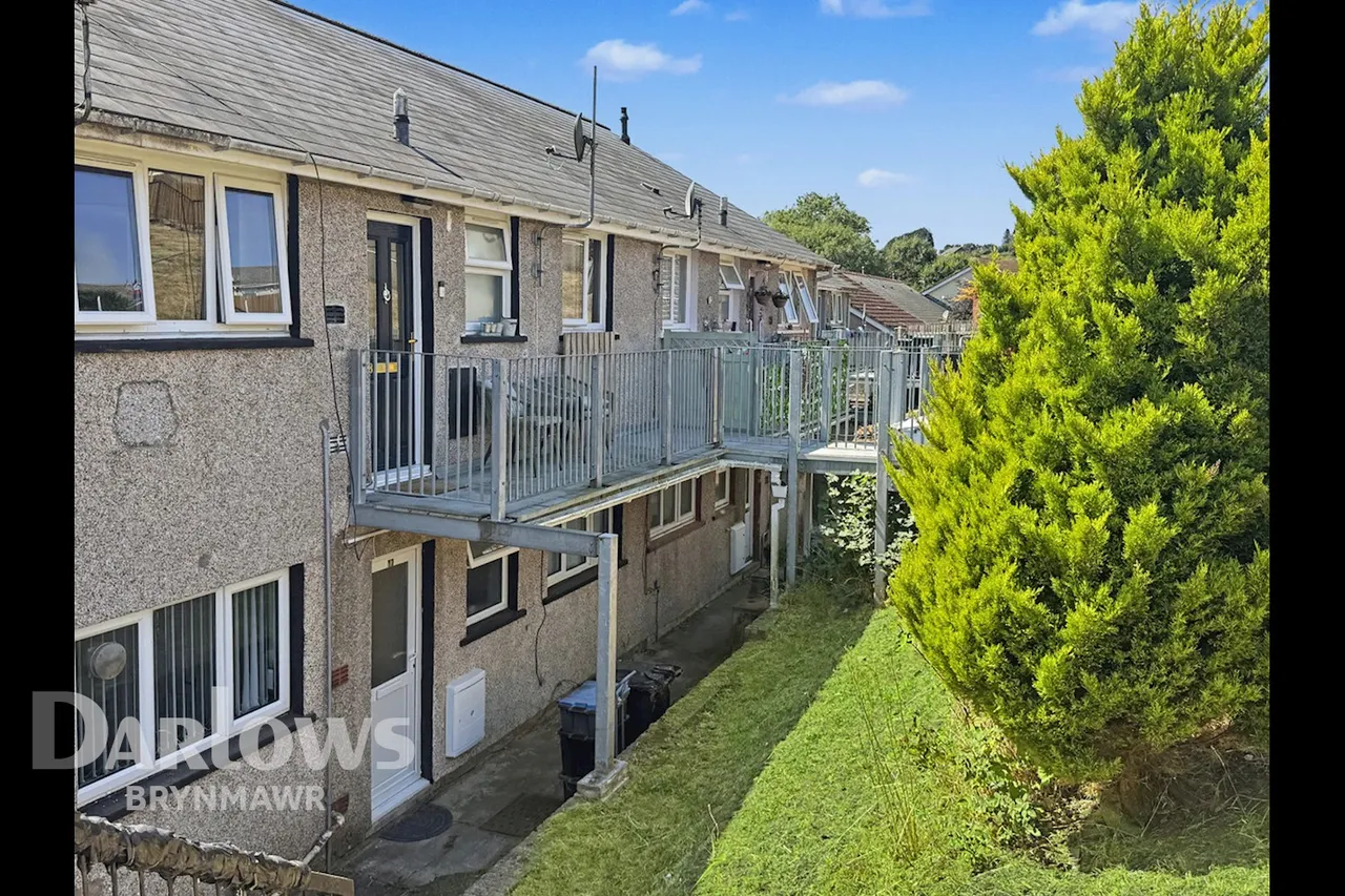 Bronhafod Street, Brynmawr, photo 10