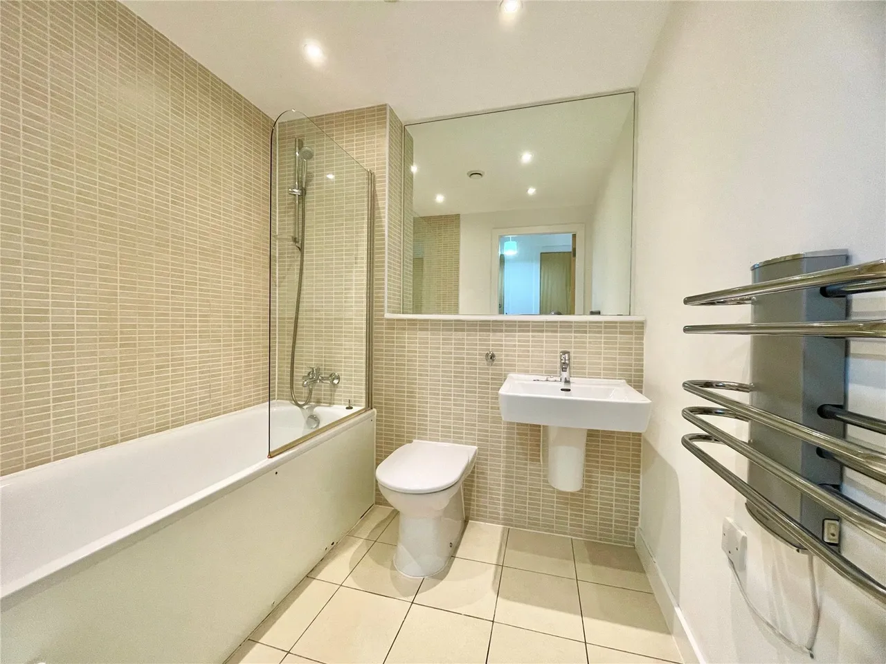 Lumen Court, Preston, PR1, photo 10