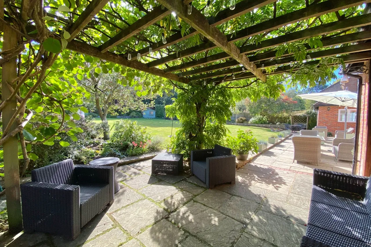 Chiltern Hills Road, Beaconsfield, HP9, photo 13