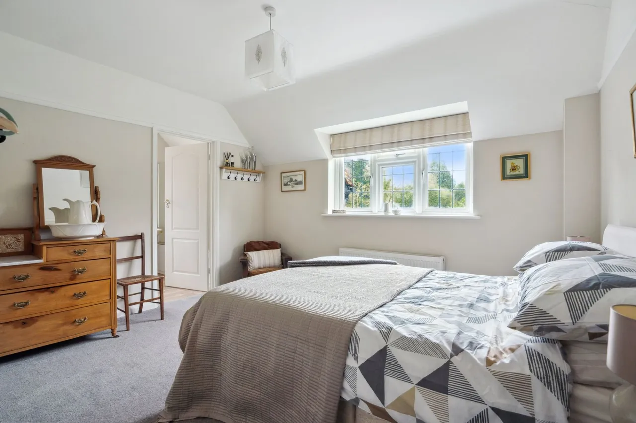 Chiltern Hills Road, Beaconsfield, HP9, photo 9