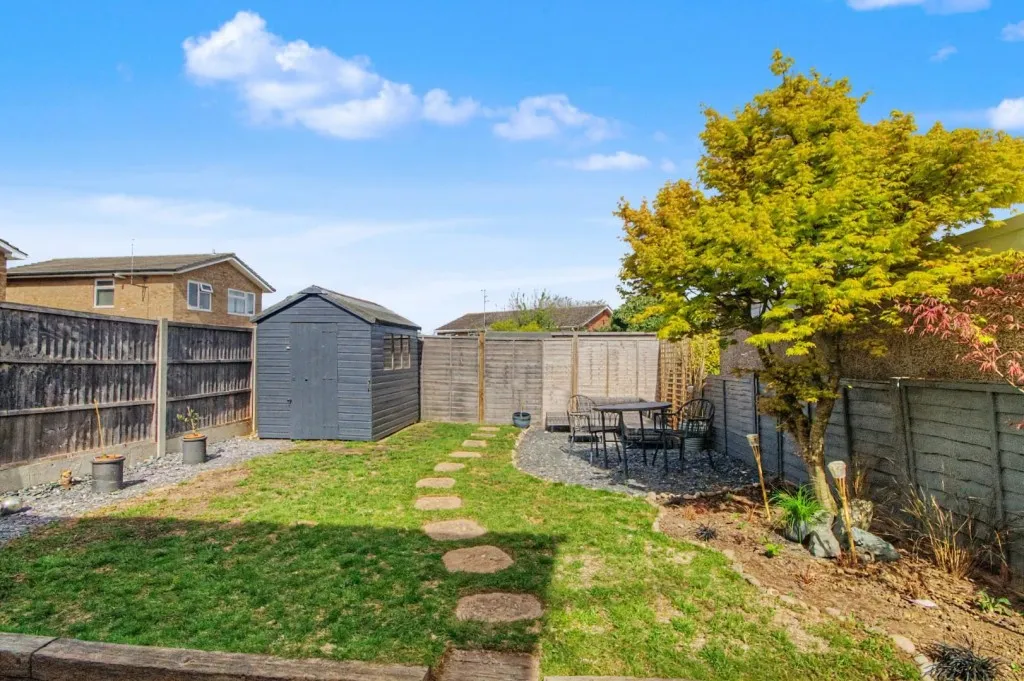 Highfields, Towcester, photo 12