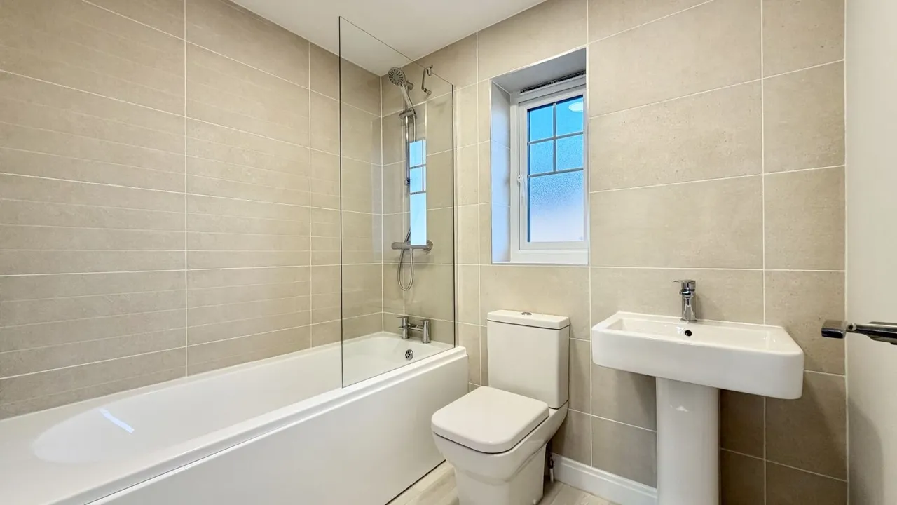 The Lodge, Wyberton, PE21, photo 15