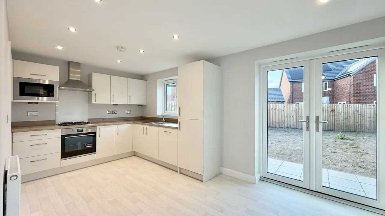The Lodge, Wyberton, PE21, photo 2