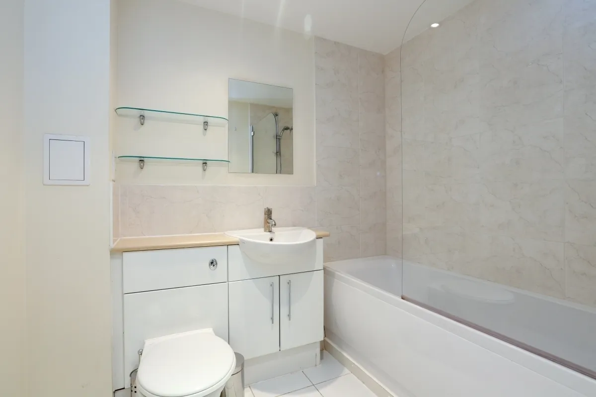 Durnsford Road London SW19, photo 7